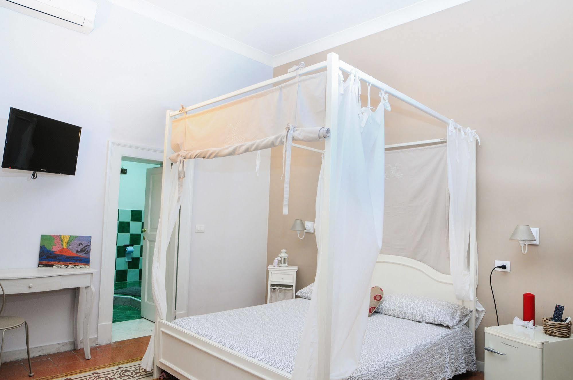 Napul'art Bed & Breakfast